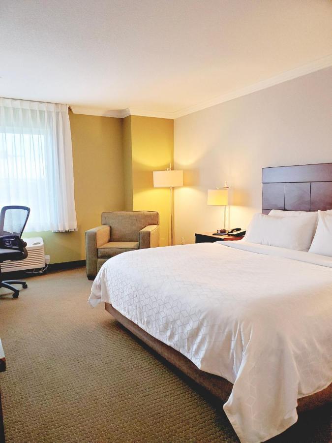 Holiday Inn Express Hotel & Suites Portland-Northwest Downtown By Ihg Экстерьер фото