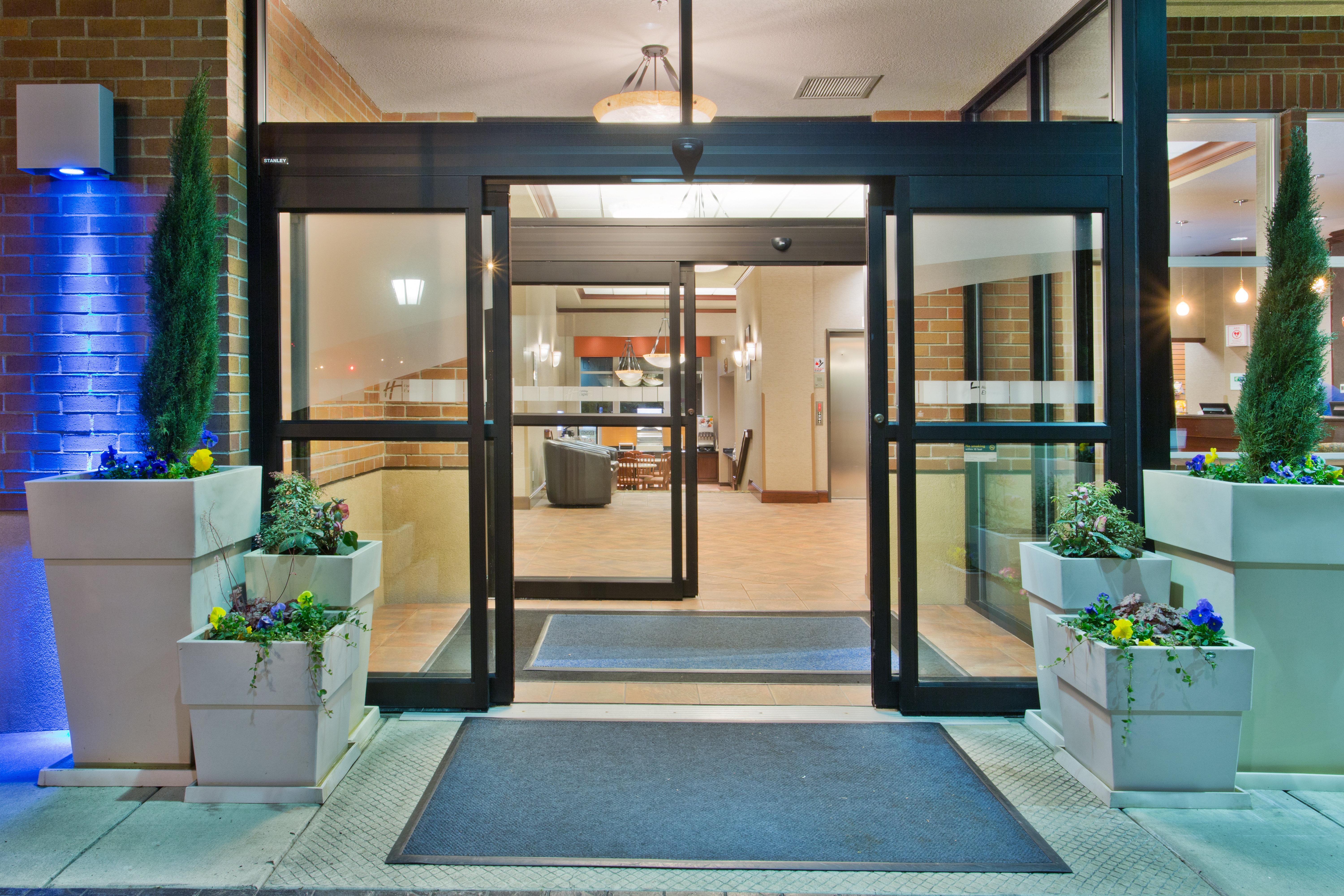 Holiday Inn Express Hotel & Suites Portland-Northwest Downtown By Ihg Экстерьер фото